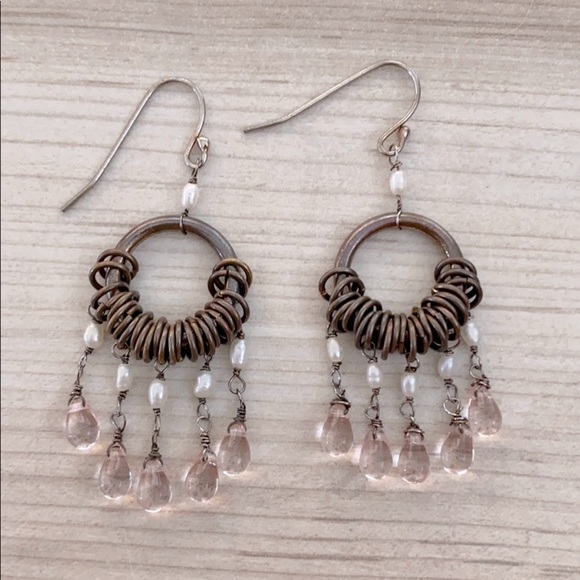 Banana Republic Jewelry - ❤️ Gorgeous gold and pink mini chandelier earrings